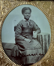 Load image into Gallery viewer, Smiling Little African American Girl IDENTIFIED 1/6 Plate Case 1800s