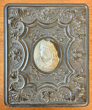 Load image into Gallery viewer, 1/4 AMBROTYPE FLOATING BABY IN CAMEO CASE SAN FRANCISCO FAMILY VANCE OR SHEW?