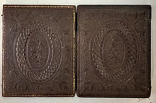 Load image into Gallery viewer, Broadbent Stereo Daguerreotype in Mascher Viewing Case 1/4 Case Philadelphia