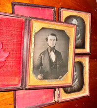 Load image into Gallery viewer, Lot 1840s Daguerreotype Photos Father & Two Daughters