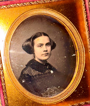 Load image into Gallery viewer, 1850s Daguerreotype Pretty Woman - Great Hair!