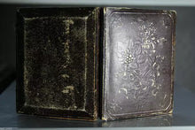 Load image into Gallery viewer, 1/4 Marcus A Root Daguerreotype Man & Wife - Leather Case Philadelphia Mennonite