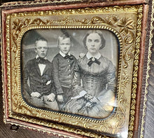 Load image into Gallery viewer, Nice! Florida or Georgia? Group Daguerreotype Photo Children Girl & Boys 1850s