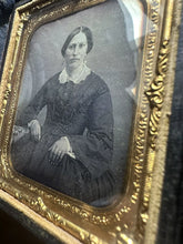 Load image into Gallery viewer, Lot Of 4 Daguerreotype Photo From Philadelphia Estate 1800s Woman Men