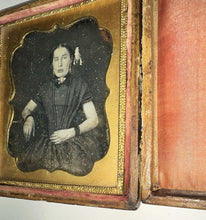 Load image into Gallery viewer, 1/6 Daguerreotype Woman Wearing Jewelry Mourning Bands Hair Decoration