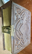 Load image into Gallery viewer, 1860s Photo Album With Civil War Soldier Generals Lincoln Minnesota CDV Tintypes