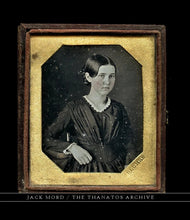 Load image into Gallery viewer, PLUMBE 1840s Daguerreotype GRAY FAMILY Teen Girl Holding Book