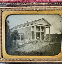Load image into Gallery viewer, 1/4 AMBROTYPE PHOTO OUTDOOR BUILDING COURTHOUSE IN NEW YORK? 1850s