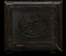 Load image into Gallery viewer, 1850s Group Shot Daguerreotype of Four Women 3891A