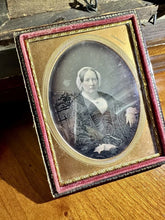 Load image into Gallery viewer, ID'd Woman by BROADBENT Philadelphia 1850s 1/4 Daguerreotype Photo Quaker