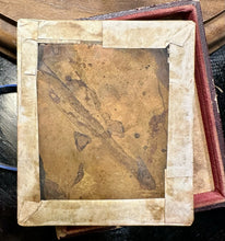 Load image into Gallery viewer, 1840s Pretty Women Long Bottle Curls Great Pose Sealed 1/6 Daguerreotype Photo