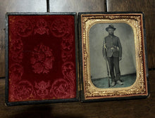 Load image into Gallery viewer, Excellent Double Armed Civil War Soldier Original 1/4 Tintype Photo 1860s Rifle