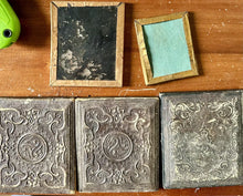 Load image into Gallery viewer, AMBROTYPE PHOTO LOT CALIFORNIA ESTATE CIVIL WAR SOLDIER GOLD MINER 1860s STAMP