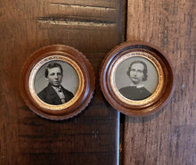 Load image into Gallery viewer, Double Round OREO Case with Tintype Photos DOUBLE THICK Rare Gutta Percha 1860s