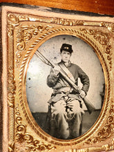 Load image into Gallery viewer, YOUNG CIVIL WAR ARMED SOLDIER CALIFORNIA 1/6 AMBROTYPE ORIGINAL 1860s