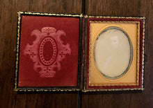 Load image into Gallery viewer, Sealed 1/9 Daguerreotype Handsome Man with Beard Probably Hartford Connecticut