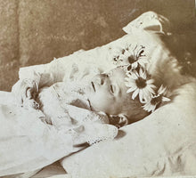 Load image into Gallery viewer, Post Mortem Photography Lot