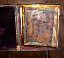 Load image into Gallery viewer, Sealed 1840s Daguerreotype Handsome Young Man