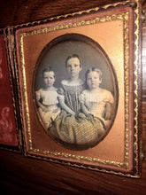Load image into Gallery viewer, 1/6 Daguerreotype Three Little Girls, Sisters. Nice Dancers Case