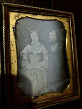 Load image into Gallery viewer, 1/4 Dag Handsome Goatee Man & Woman Long Hair Curls & Eyeglasses - Sealed