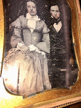 Load image into Gallery viewer, 1/4 Dag Handsome Goatee Man & Woman Long Hair Curls & Eyeglasses - Sealed