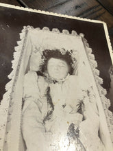 Load image into Gallery viewer, Post Mortem Photo Circa 1890 Cabinet Card Little Girl in Coffin Kind of Unusual