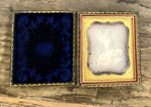 Load image into Gallery viewer, 1/6 1850s Daguerreotype Photo Pretty Woman Holding Sleeping Baby, Unusual