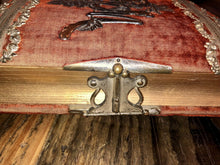 Load image into Gallery viewer, very nice velvet & wood grain gilt page victorian era album for photo storage