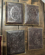 Load image into Gallery viewer, 1/4 Daguerreotype Pair Memphis Tennessee Family Mother Father & Little Girls