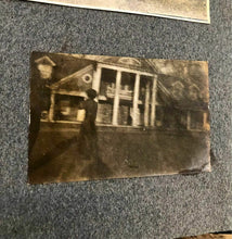 Load image into Gallery viewer, Snapshot Album +71 Antique Photos 1900s Golf Cars Dog Panorama Beach Sports