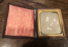 Load image into Gallery viewer, 1/6 Daguerreotype Pretty Woman & Her Daughter Little Girl in Tinted Red Dress!