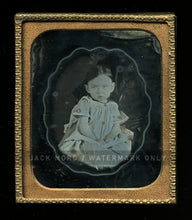 Load image into Gallery viewer, Great 1/6 Daguerreotype MAGIC BACKGROUND Vignette to Conceal Hidden Mother