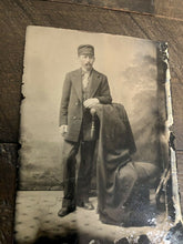 Load image into Gallery viewer, Antique Tintype Lot Alabama People includes Half Plate