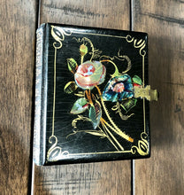 Load image into Gallery viewer, 1/6 Daguerreotype Handsome Man Holding Object - Massachusetts / MOP Case Collins