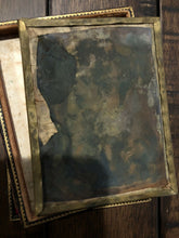 Load image into Gallery viewer, 1/4 Dag Handsome Goatee Man & Woman Long Hair Curls & Eyeglasses - Sealed