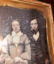 Load image into Gallery viewer, 1/4 Dag Handsome Goatee Man & Woman Long Hair Curls & Eyeglasses - Sealed