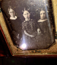 Load image into Gallery viewer, 1840s Daguerreotype of Children / Siblings - 1/4 Plate, Original Seals