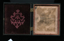 Load image into Gallery viewer, Chess Players - Empty 1850s Thermoplastic Case for 1/6 Photos