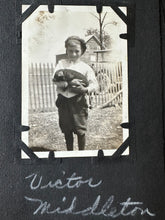 Load image into Gallery viewer, Lot of 1920s Snapshot Photos
