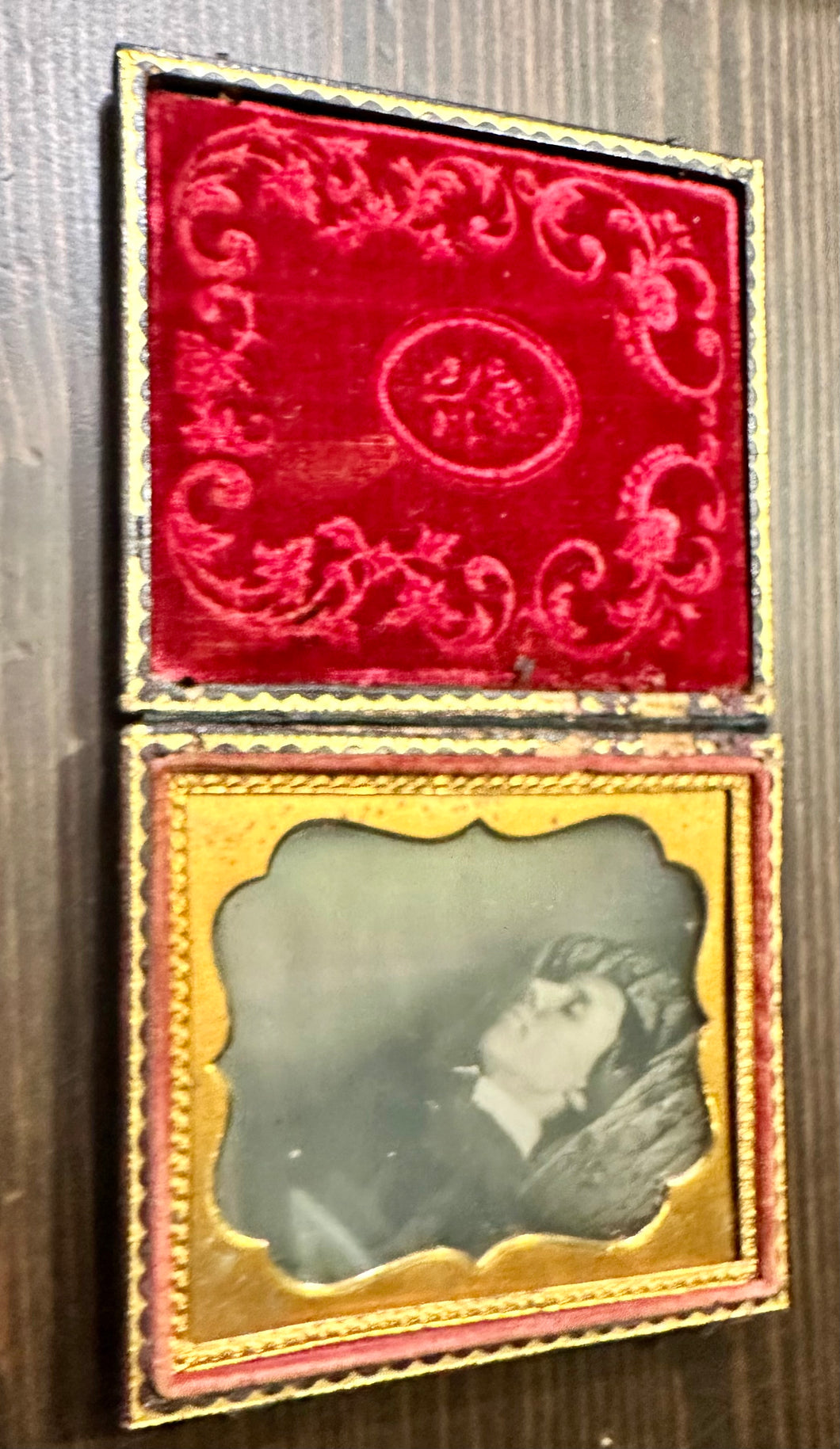 Post Mortem Daguerreotype of a Woman in Bed 1850s Full Case