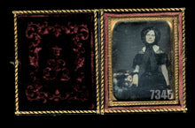 Load image into Gallery viewer, Beautiful Woman 1/9 Daguerreotype Tinted 1850s
