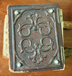 1860s/1870s Photo Album with CDV & Tintype + Civil War Soldier