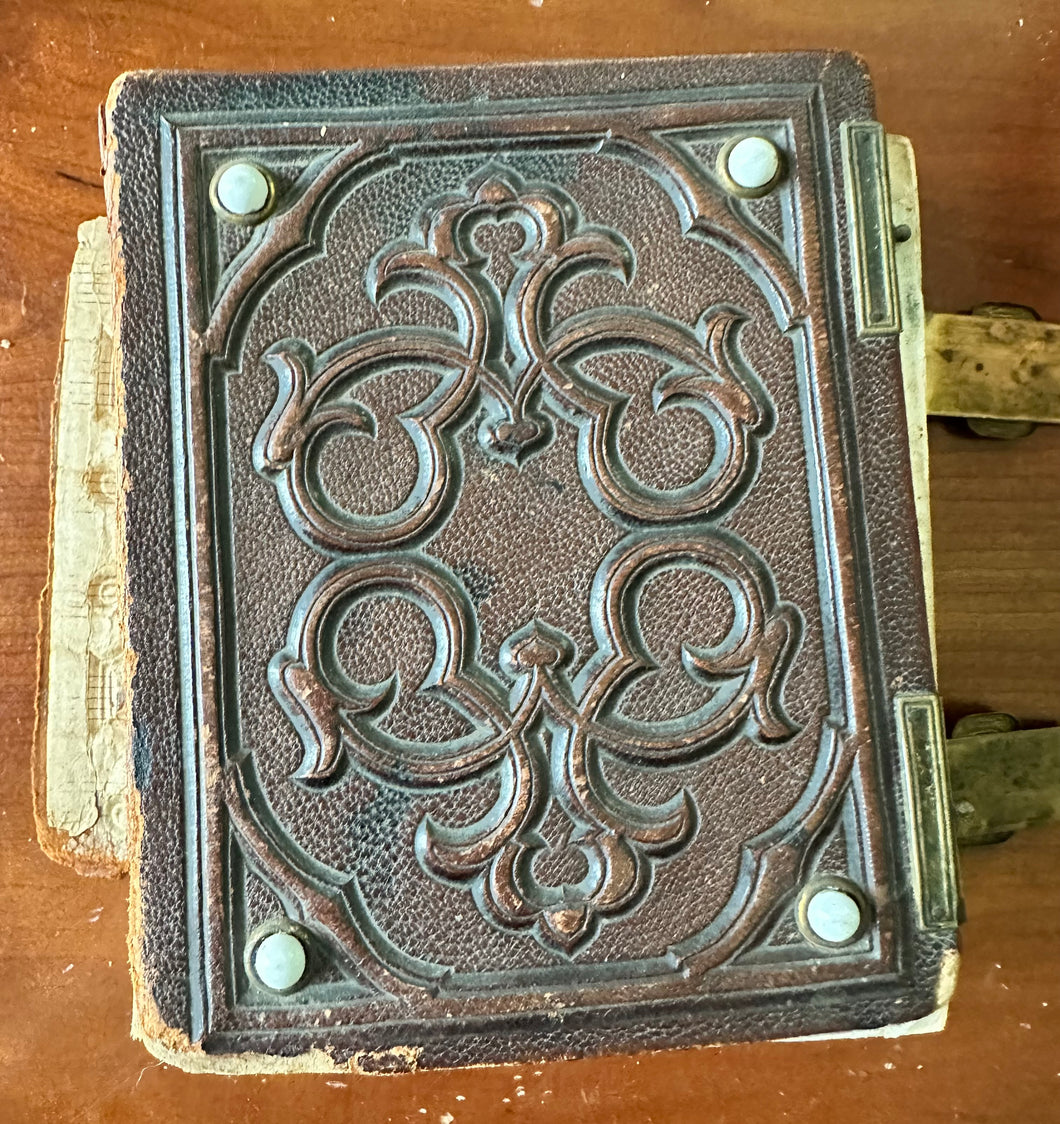 1860s/1870s Photo Album with CDV & Tintype + Civil War Soldier