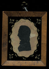 Load image into Gallery viewer, Rare 1800s AMERICAN FOLK ART MINIATURE PORTRAIT SILHOUETTE IN FRAME 1830s 1840s
