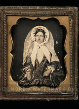 Load image into Gallery viewer, 1850s 1/6 Daguerreotype Photo Pretty Woman Bonnet White Lace Wedding? Veil
