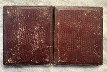 Load image into Gallery viewer, Early 1840s 1/6 Daguerreotype Case Empty Green Pad Like Cornelius Rare
