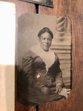 Load image into Gallery viewer, RARE COLLECTION OF ANTIQUE 1800s AFRICAN AMERICAN / BLACK TINTYPE PHOTOS 1860s +
