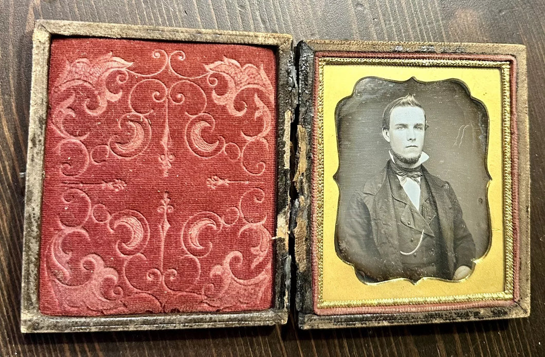 1850s Daguerreotype Photo Handsome Man With Beard - Sealed Excellent Condition