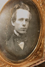 Load image into Gallery viewer, 1850s Sealed Daguerreotype Photo Handsome Man Union Case
