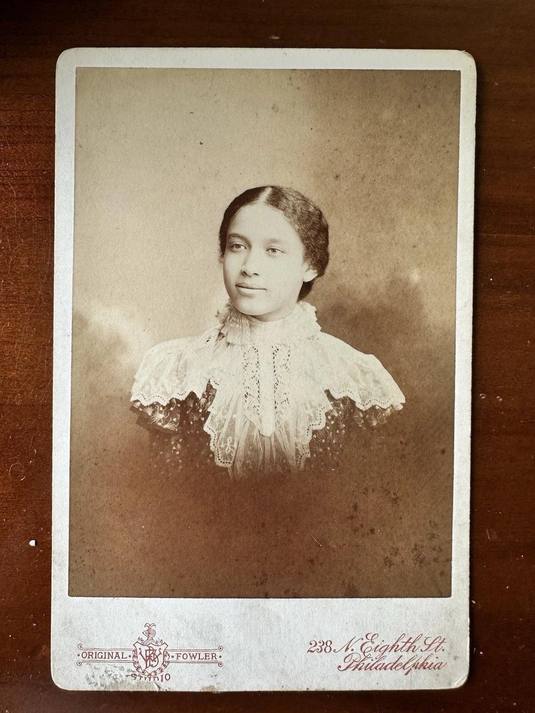 CABINET CARD PHOTO PRETTY AFRICAN AMERICAN WOMAN PHILADELPHIA, PA